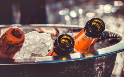 Stylingfeest! Zo richt je een champagne‑thema party in met je interieur